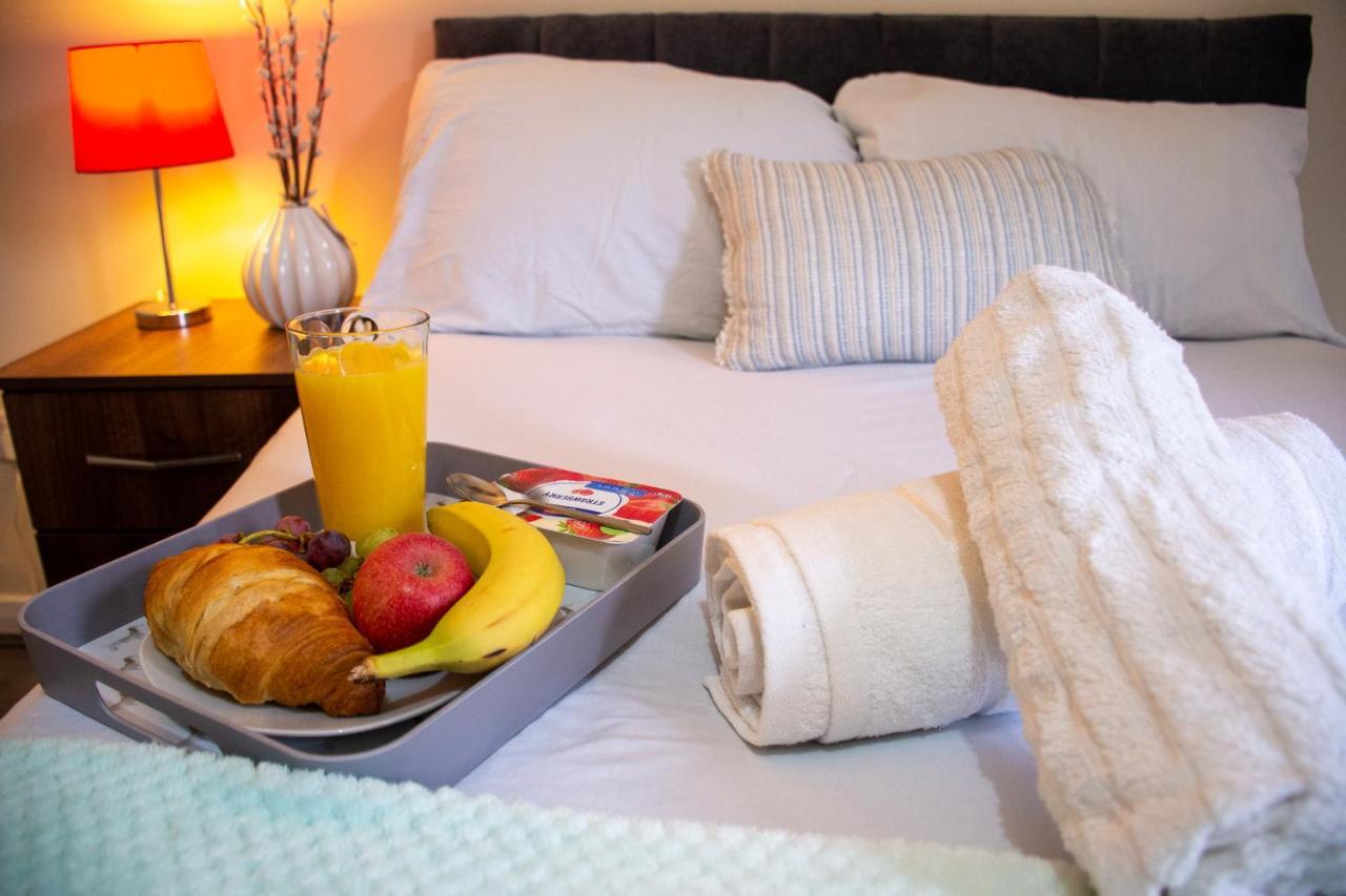 Royale Green View House- Free Parking, Wifi, Perfect For Contractors And Holiday Northampton Buitenkant foto